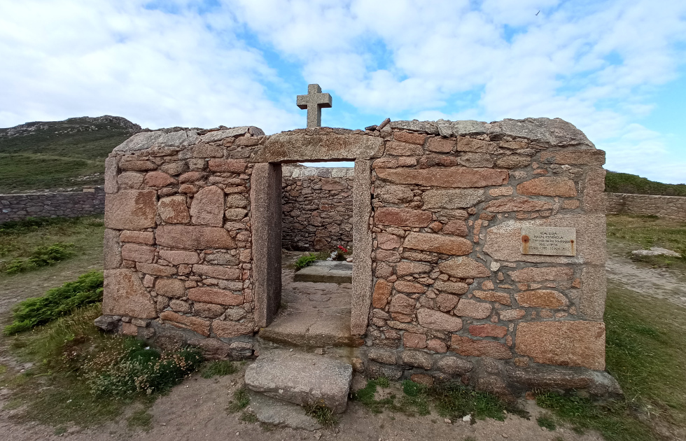 Cementerio de Los Ingleses en etapa 5 (Camino de Los Faros, Galicia)