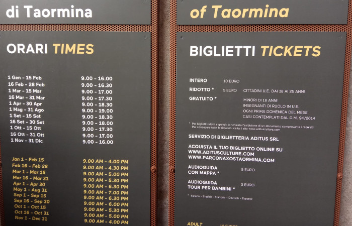 Horario del teatro de Taormina por meses (Sicilia, Italia)
