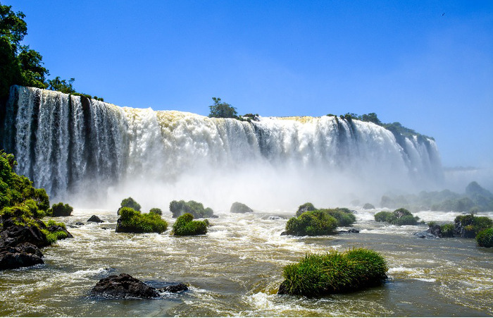 Las Cataratas de Iguazú vistas desde el lado brasileño