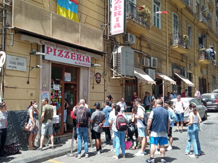 Dónde comer la mejor pizza de Nápoles: Da Michele