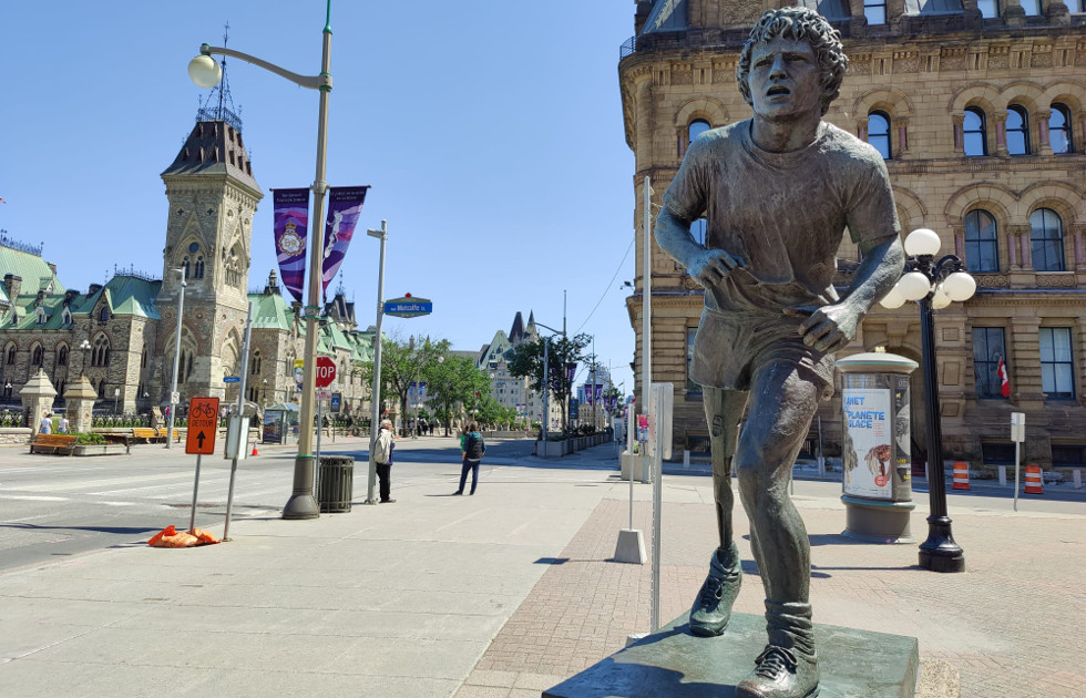 Monumento a Terry Fox en Ottawa