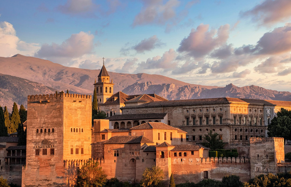 Alhambra al atardecer desde el Mirador de San Nicolás